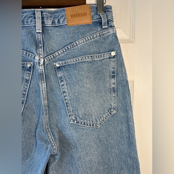 Weekday Women's Light Blue Jeans Size 27 - Picture 4 of 11